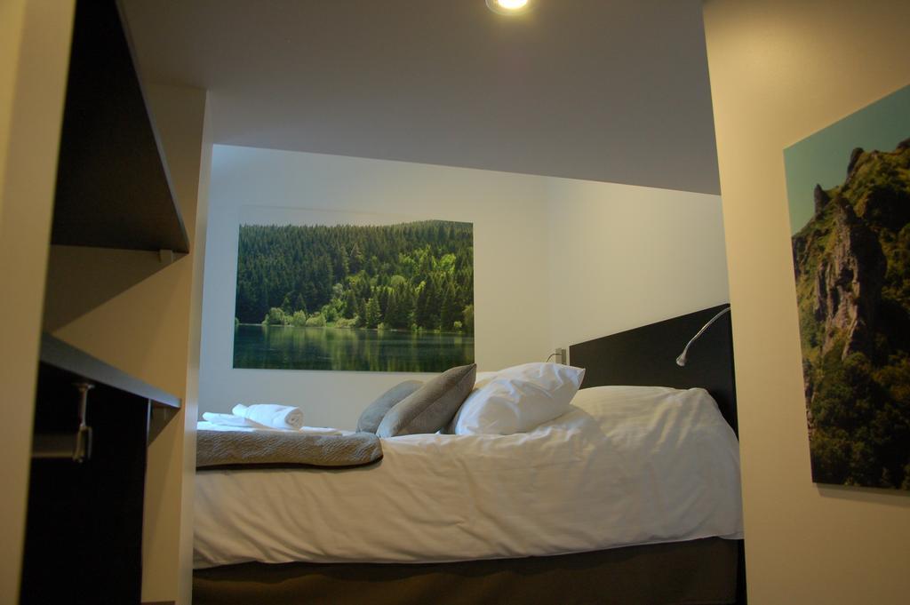 Aux 500 Diables Eco Lodge - Hotel Chambon-sur-Lac Exteriör bild