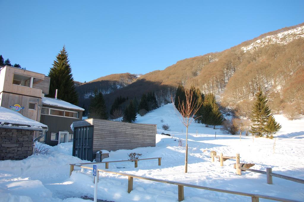 Aux 500 Diables Eco Lodge - Hotel Chambon-sur-Lac Exteriör bild