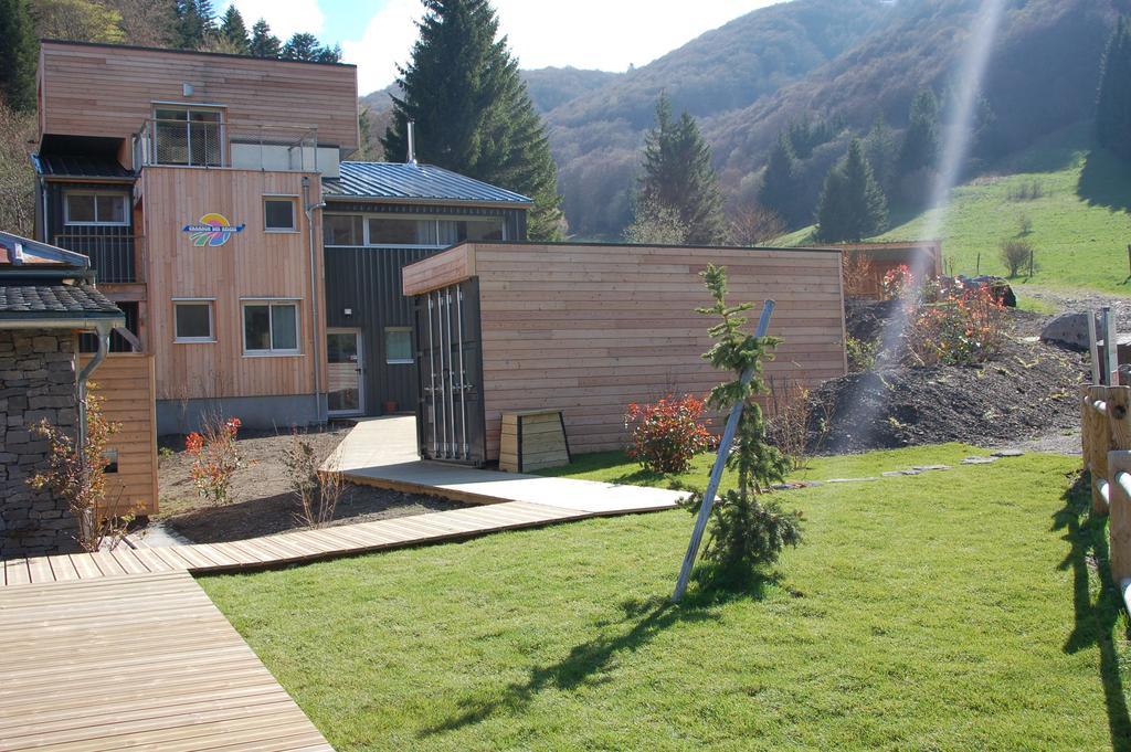 Aux 500 Diables Eco Lodge - Hotel Chambon-sur-Lac Exteriör bild